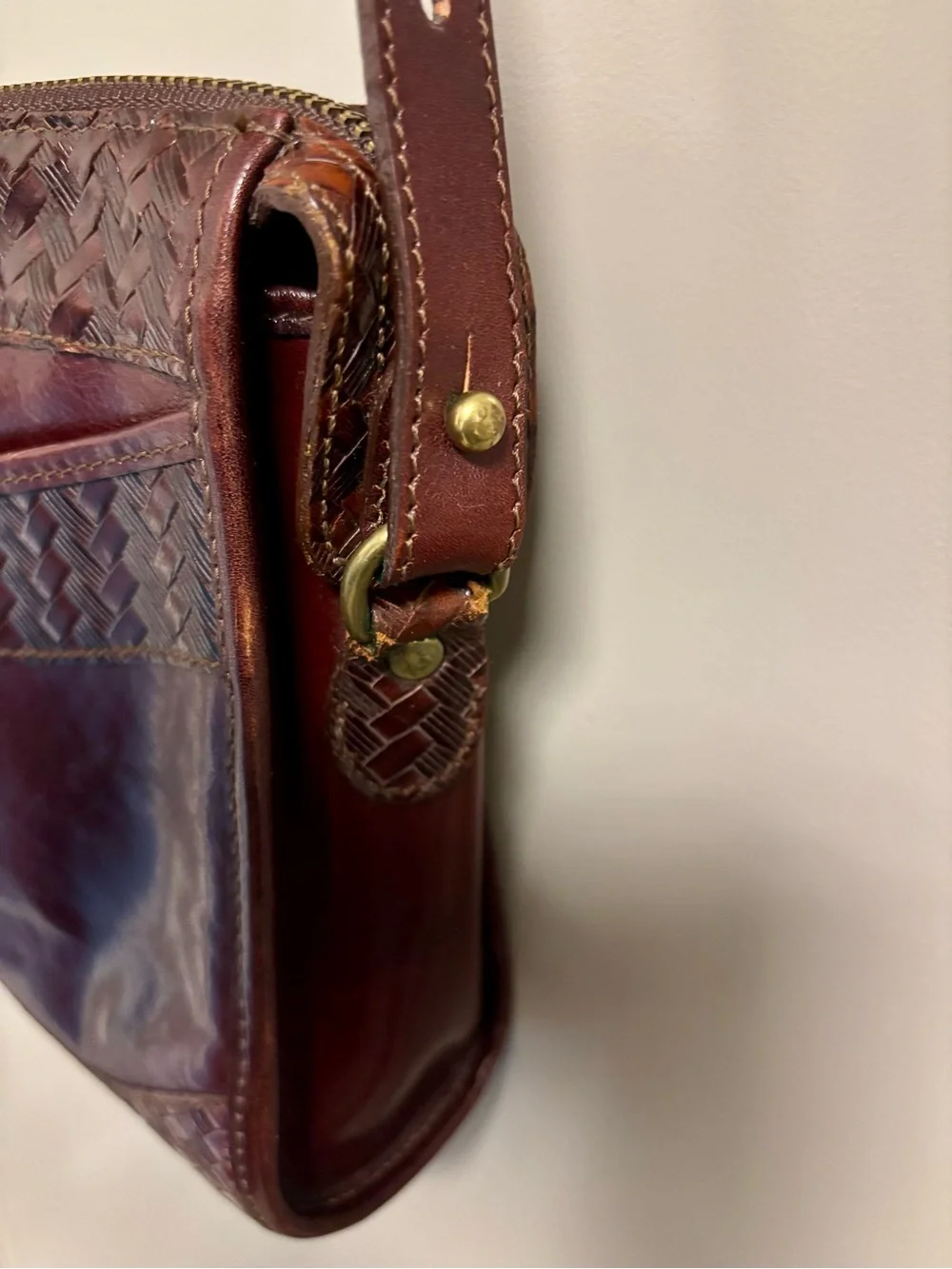 Vintage Brahmin Crossbody Bag featuring rich brown leather with woven details - Picture 11 of 14